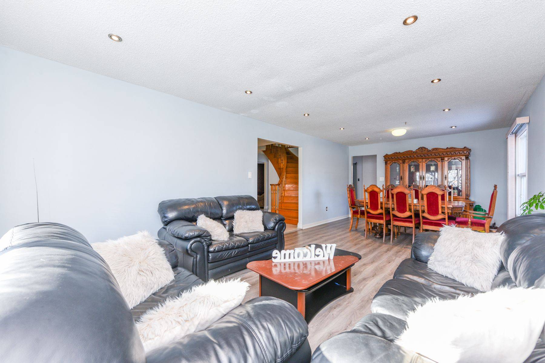 Mississauga, ON L5M 2N9,2291 Marzipan CT