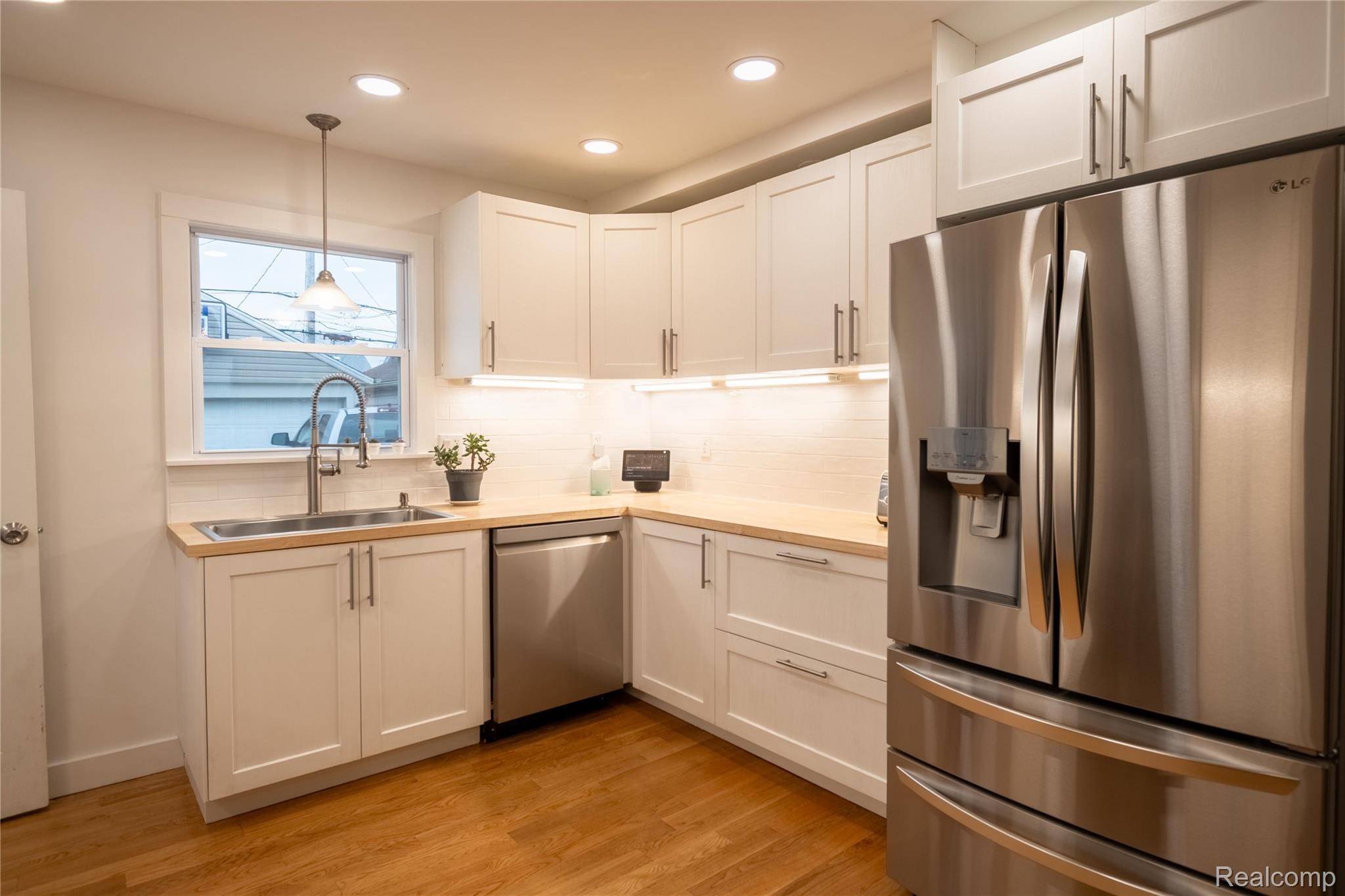 Dearborn, MI 48126,6600 Payne AVE