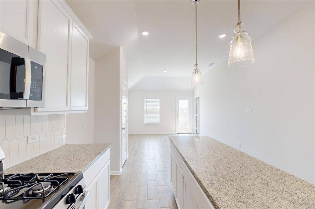 Denton, TX 76249,7325 Spicebush Drive