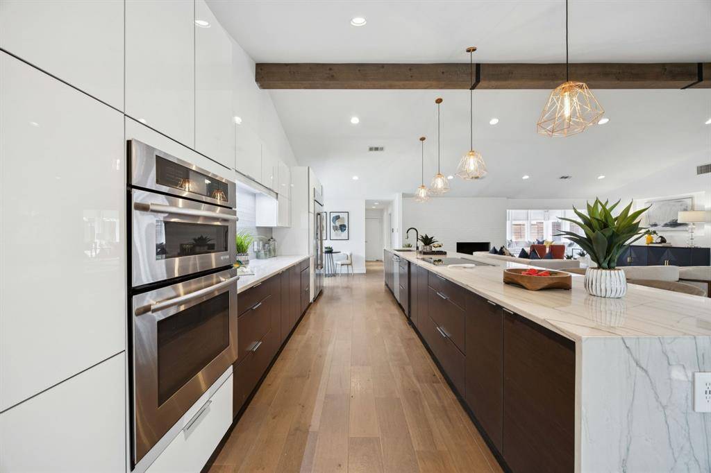 Dallas, TX 75244,4925 Sugar Mill Road