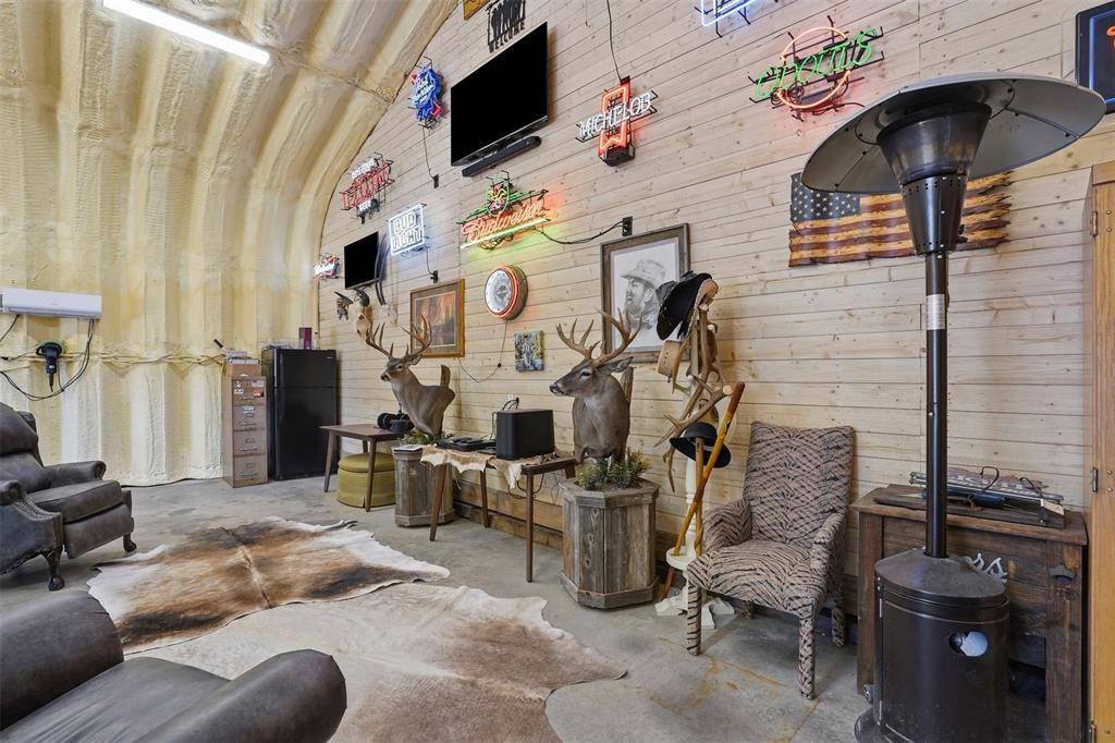 Granbury, TX 76048,623 Parker Lane