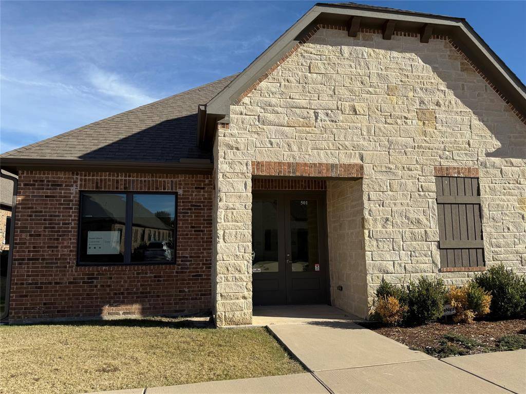 Carrollton, TX 75010,4425 Plano Parkway #501