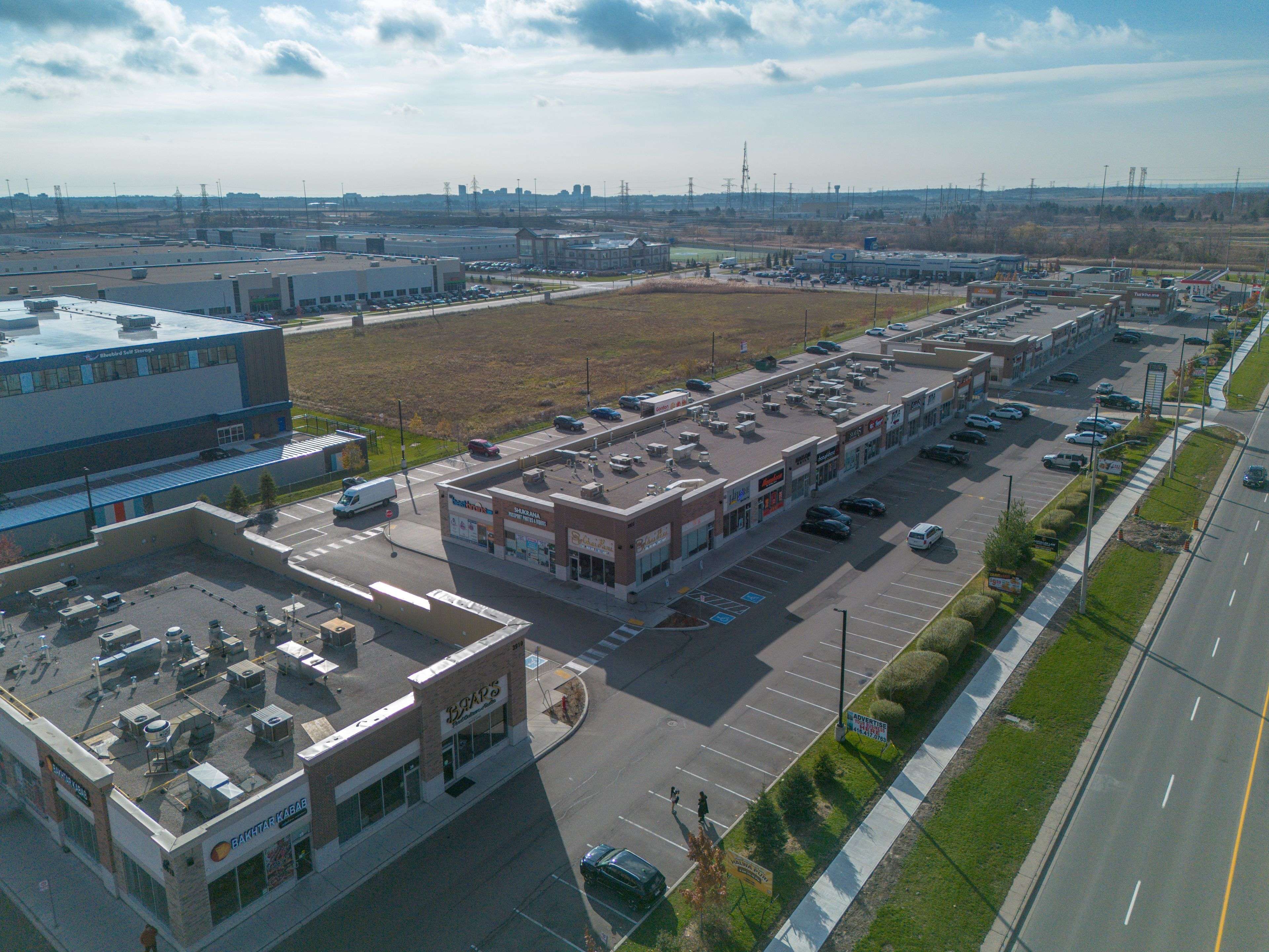 Mississauga, ON L5M 8A7,3920 Eglinton AVE W #24