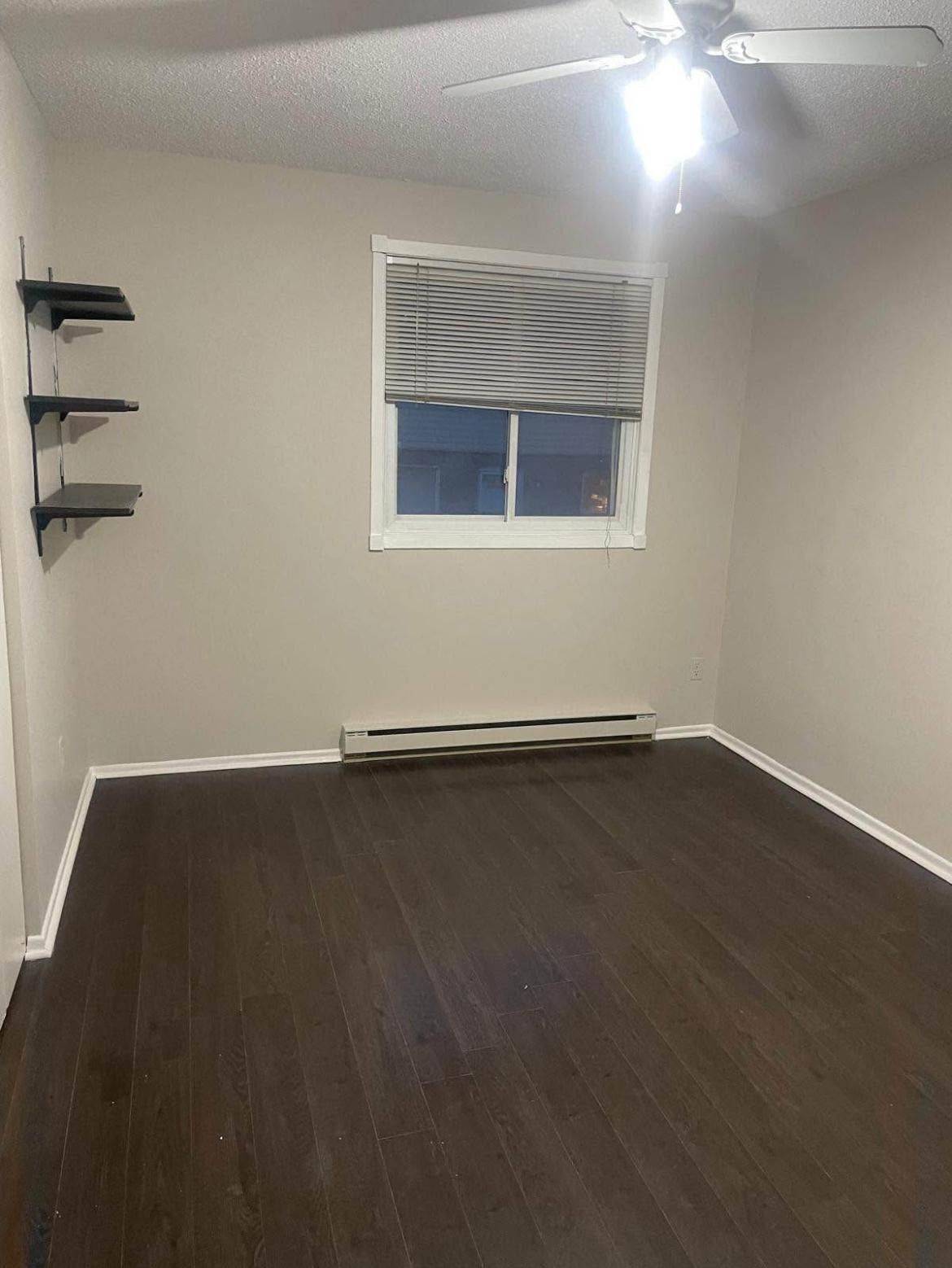 Waterloo, ON N2L 5A7,453 Albert ST #16