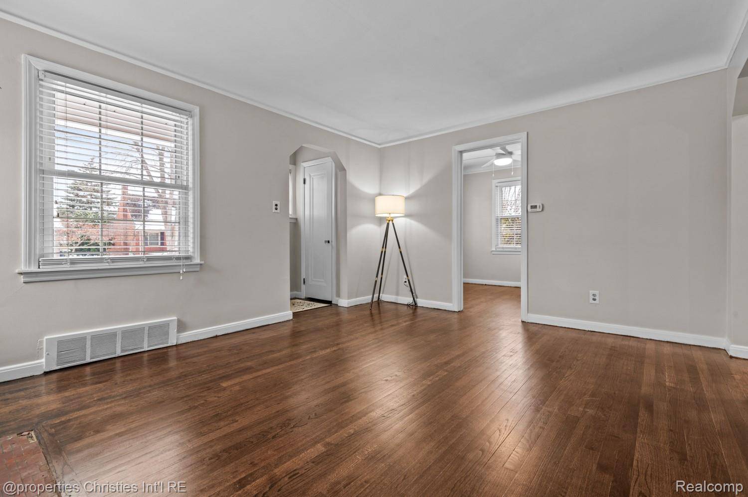 Wyandotte, MI 48192,2343 17th ST