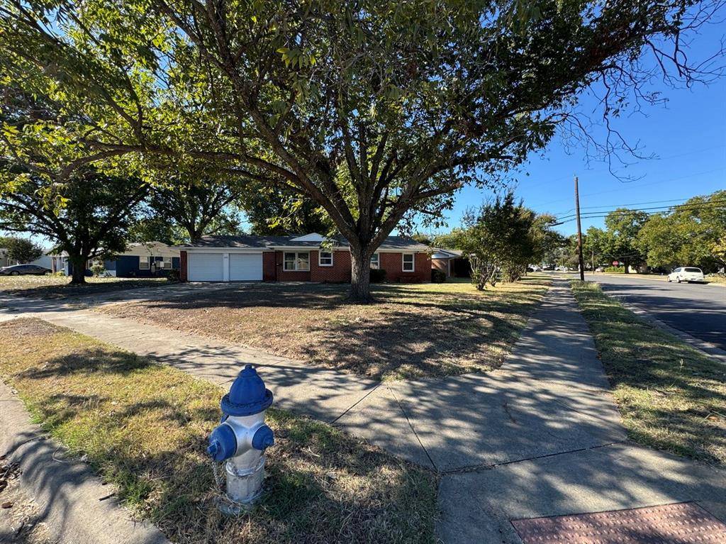 Burleson, TX 76028,200 SW Moody Street