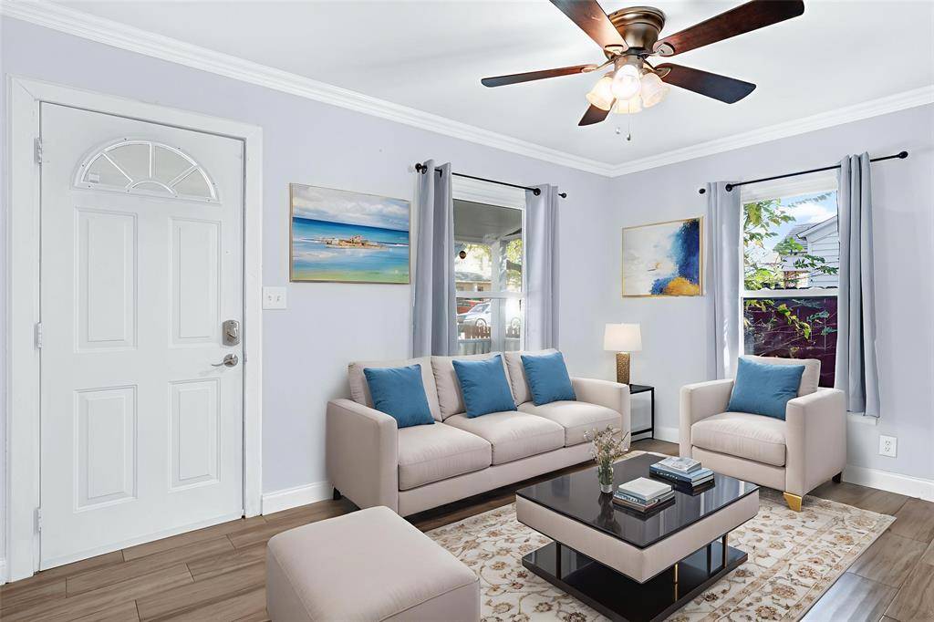 Fort Worth, TX 76110,2916 Livingston Avenue