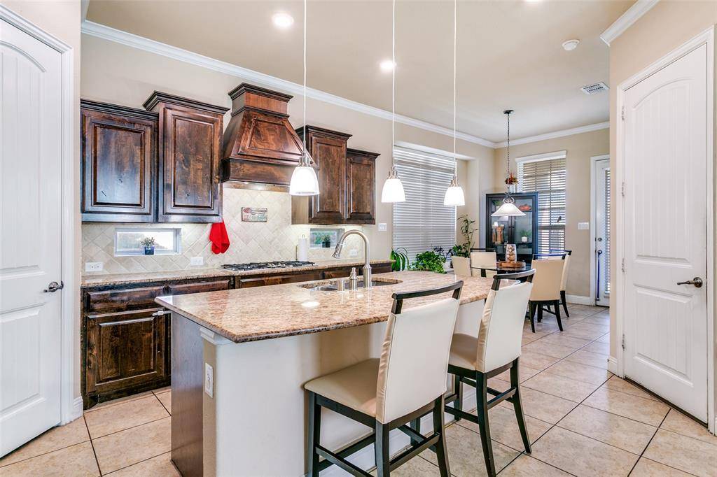 Euless, TX 76039,504 Garden Avenue