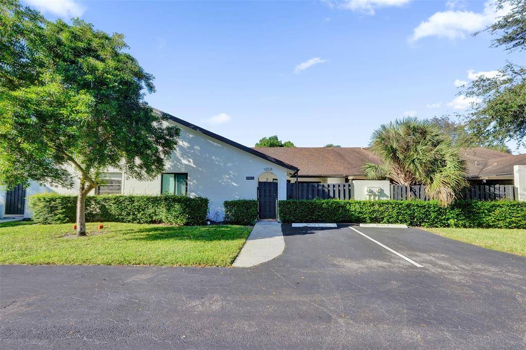 Boca Raton, FL 33433,8930 SW 19th St