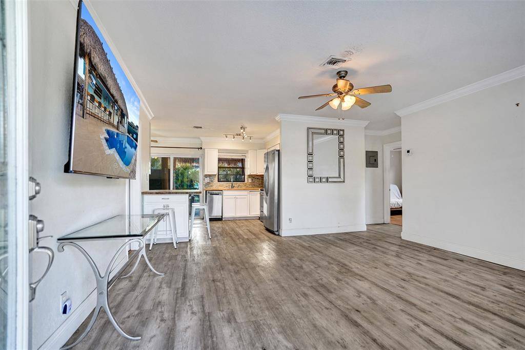 Oakland Park, FL 33334,4221 NE 13th Ave