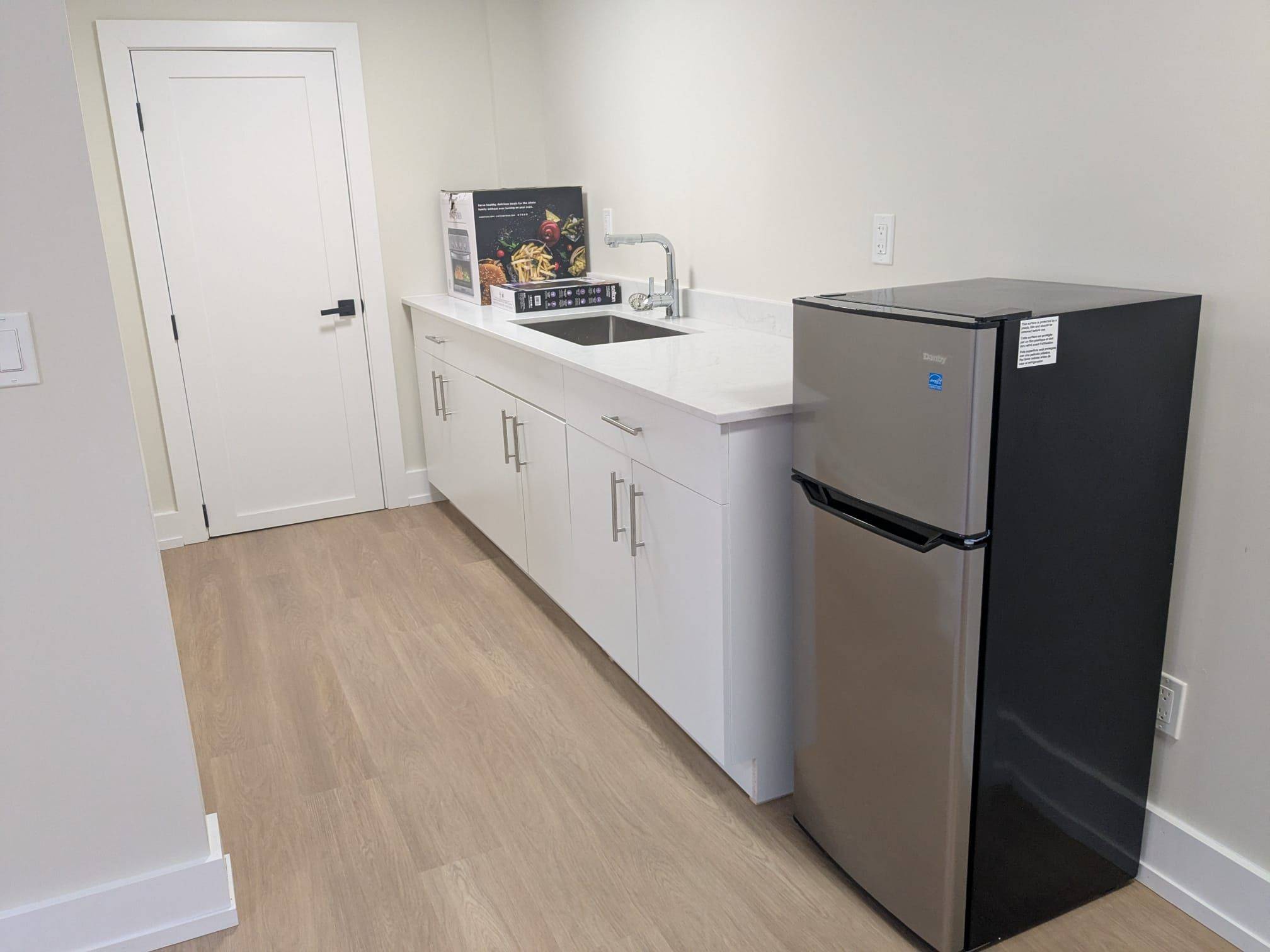 Toronto W04, ON M6A 1N9,313 Ranee AVE #Basement