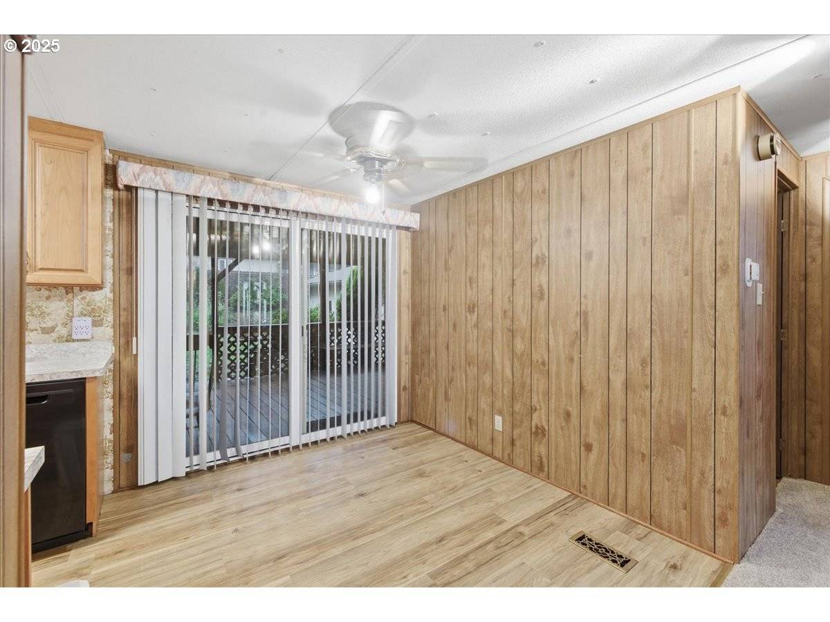 Garibaldi, OR 97118,810 Acadia AVE