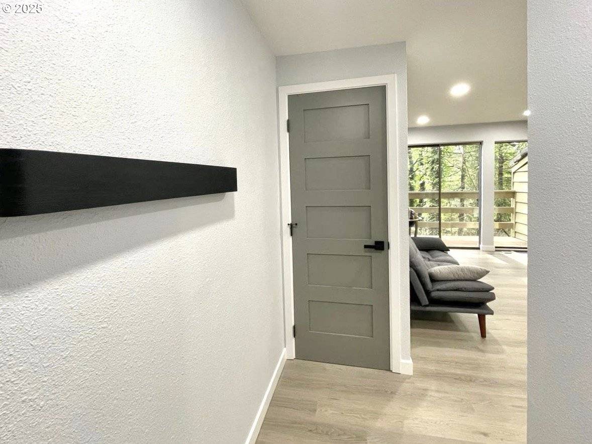 Lake Oswego, OR 97035,344 CERVANTES CIR