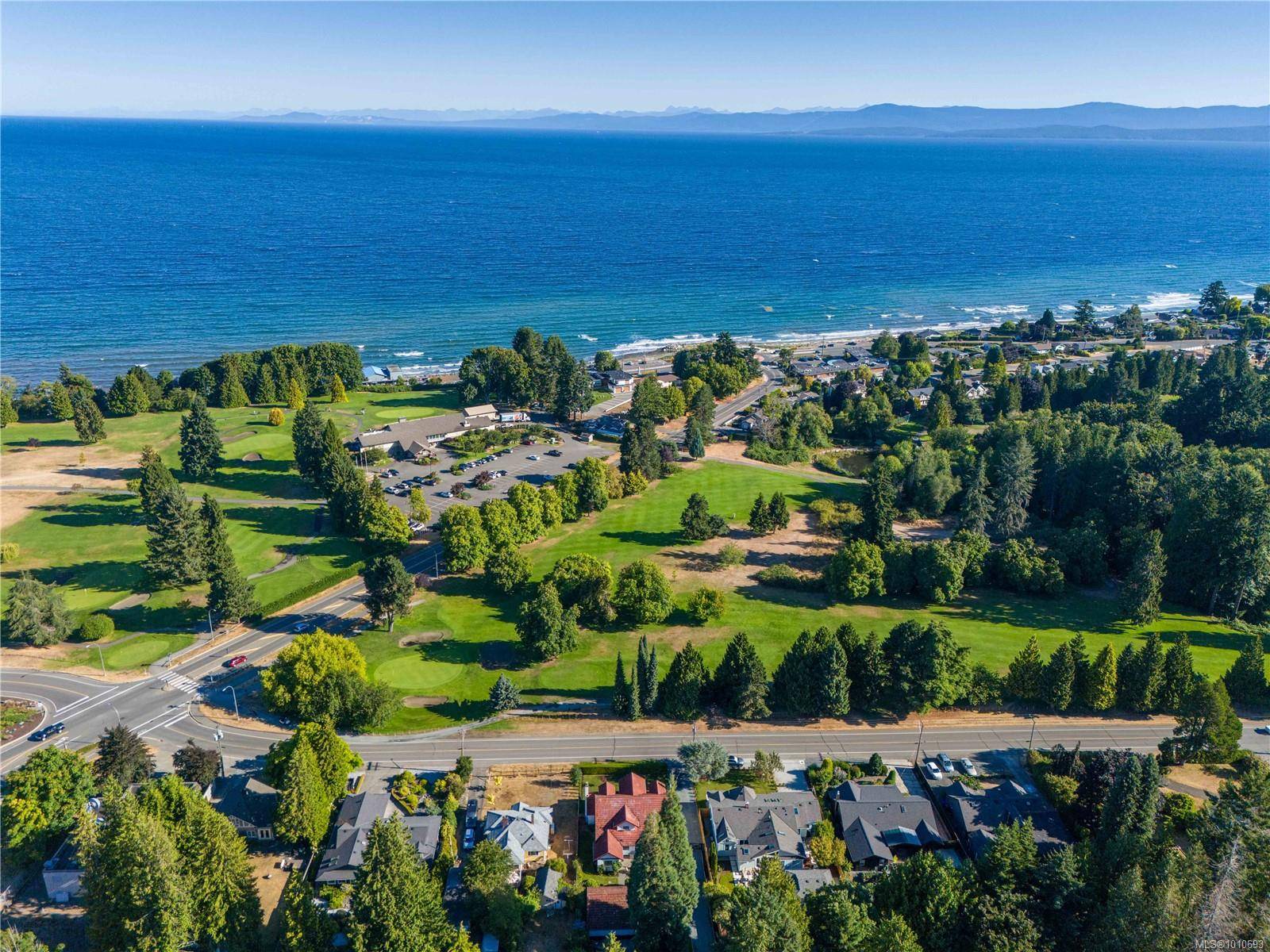 Qualicum Beach, BC V9K 1L6,158 Crescent Rd E