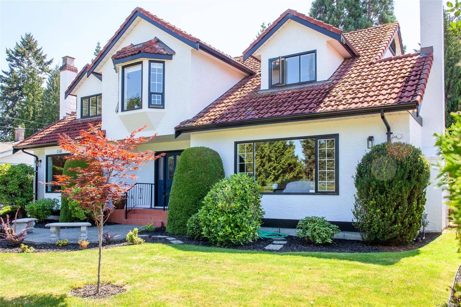 Qualicum Beach, BC V9K 1L6,158 Crescent Rd E