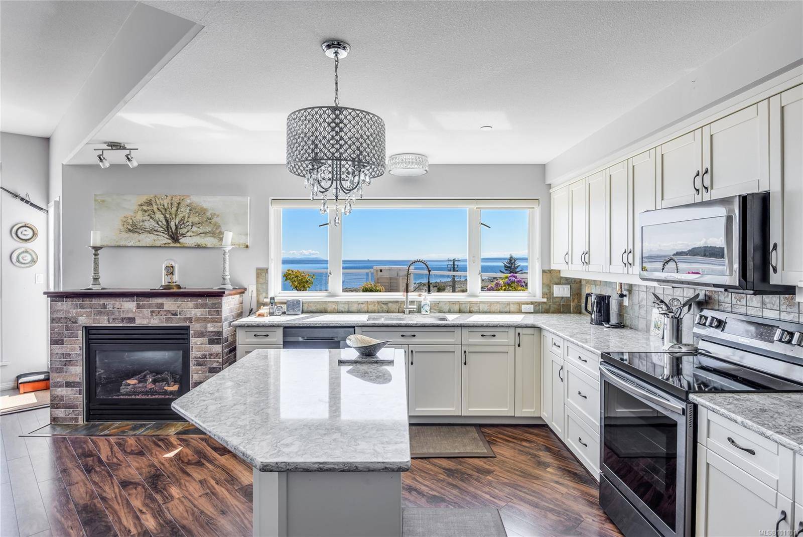 Campbell River, BC V9W 1A5,350 Island Hwy S #419