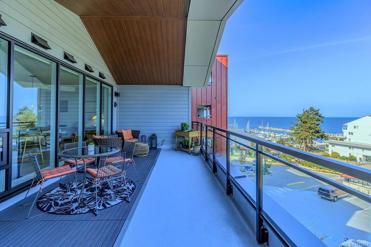 Nanoose Bay, BC V9P 9K1,3529 Dolphin Dr #506