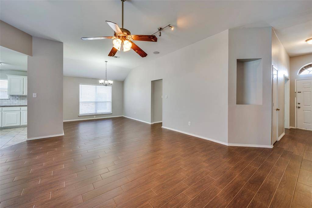 Arlington, TX 76002,315 Mcmurtry Drive