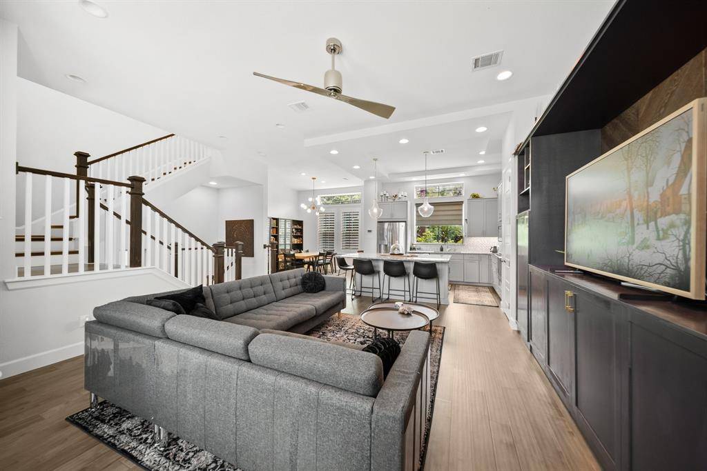 Dallas, TX 75208,1844 Stevens Bluff Lane