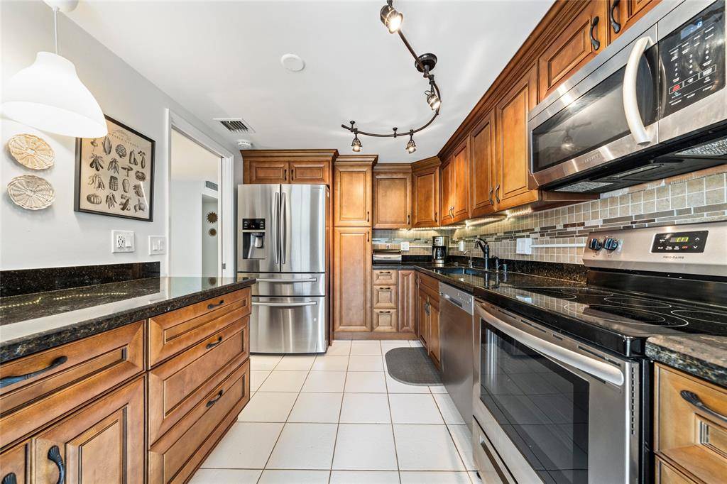 Pompano Beach, FL 33069,3150 N Course Ln #204