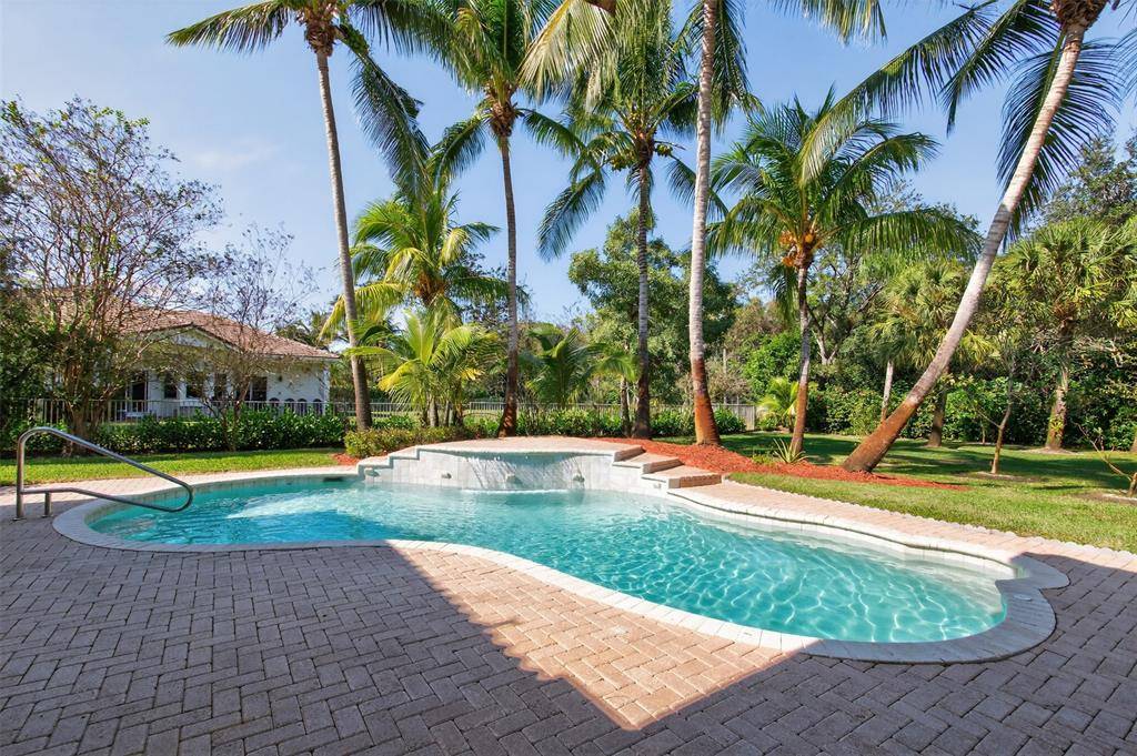 Davie, FL 33326,15601 SW 15th Street