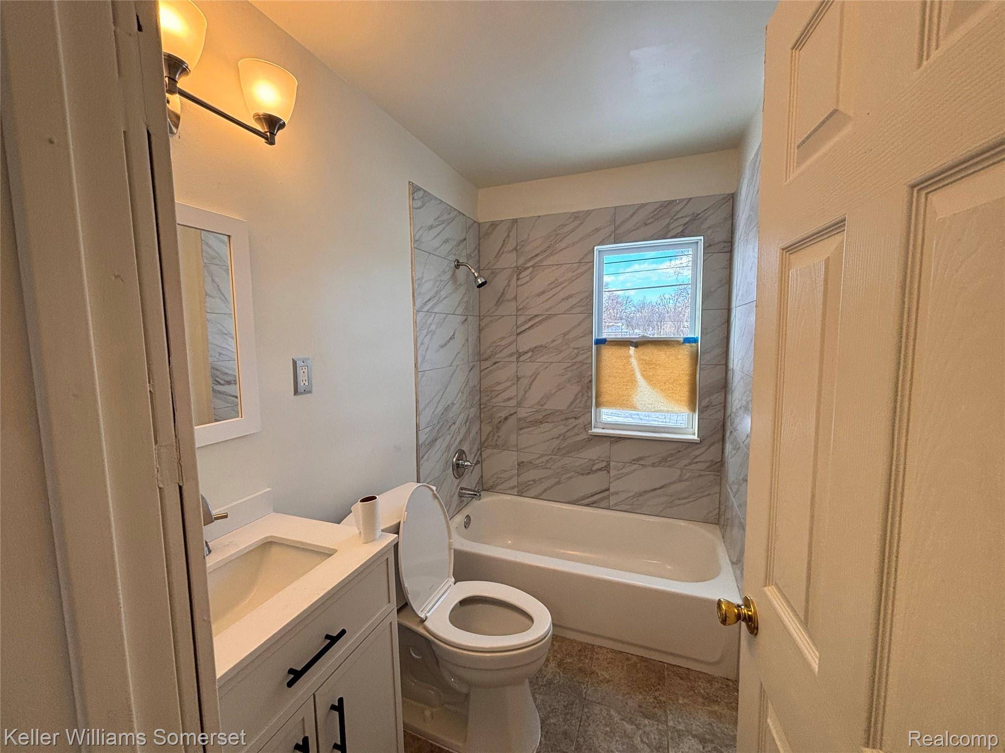 Detroit, MI 48235,19425 Fenmore ST