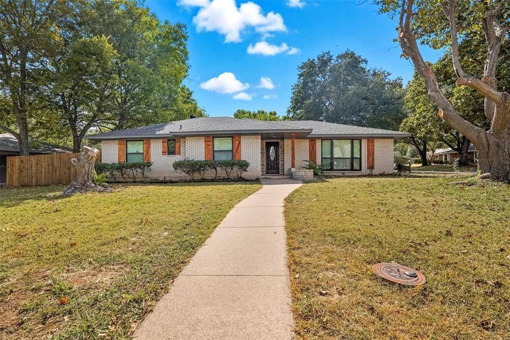 Desoto, TX 75115,412 Brook Hollow Circle