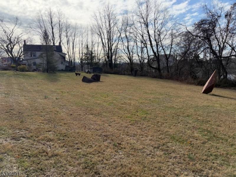 Greenwich Twp., NJ 08886,803 Route 57