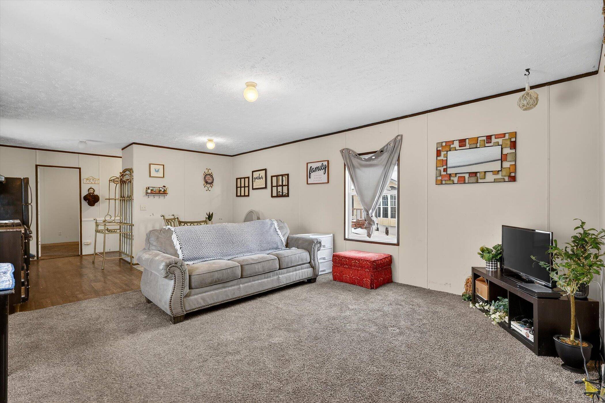 Wayland, MI 49348,1125 Russell ST