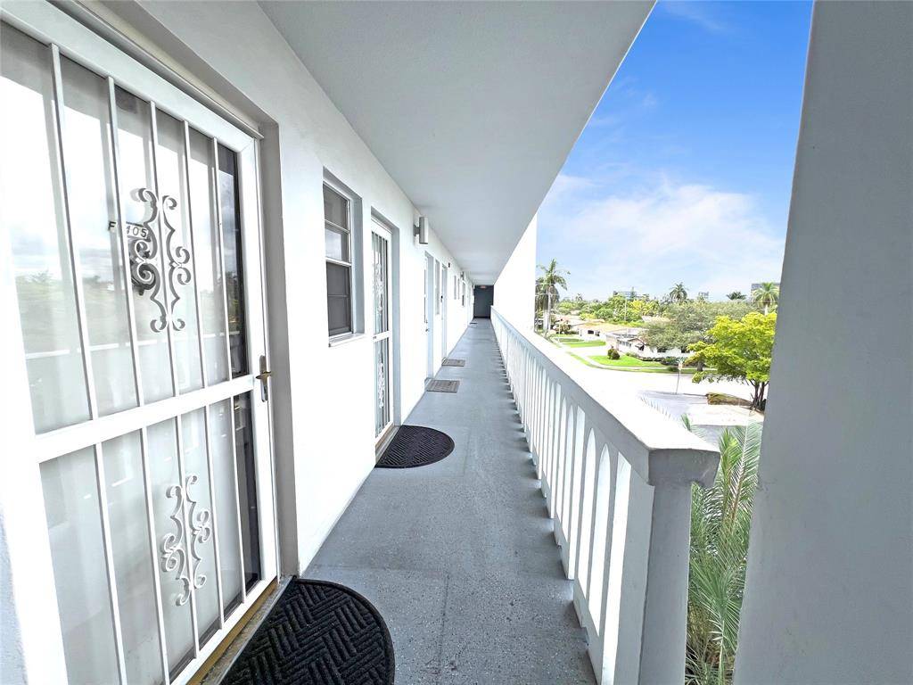 Hallandale Beach, FL 33009,320 NE 12th Ave #408