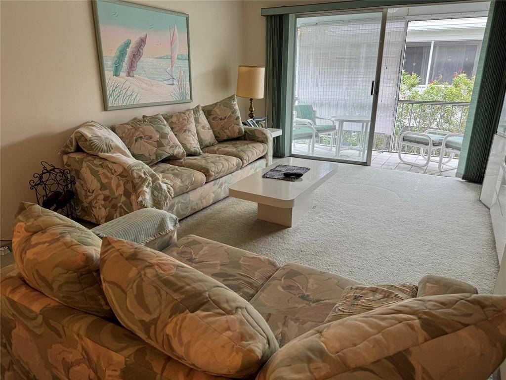 Fort Lauderdale, FL 33308,2171 NE 66th ST #830