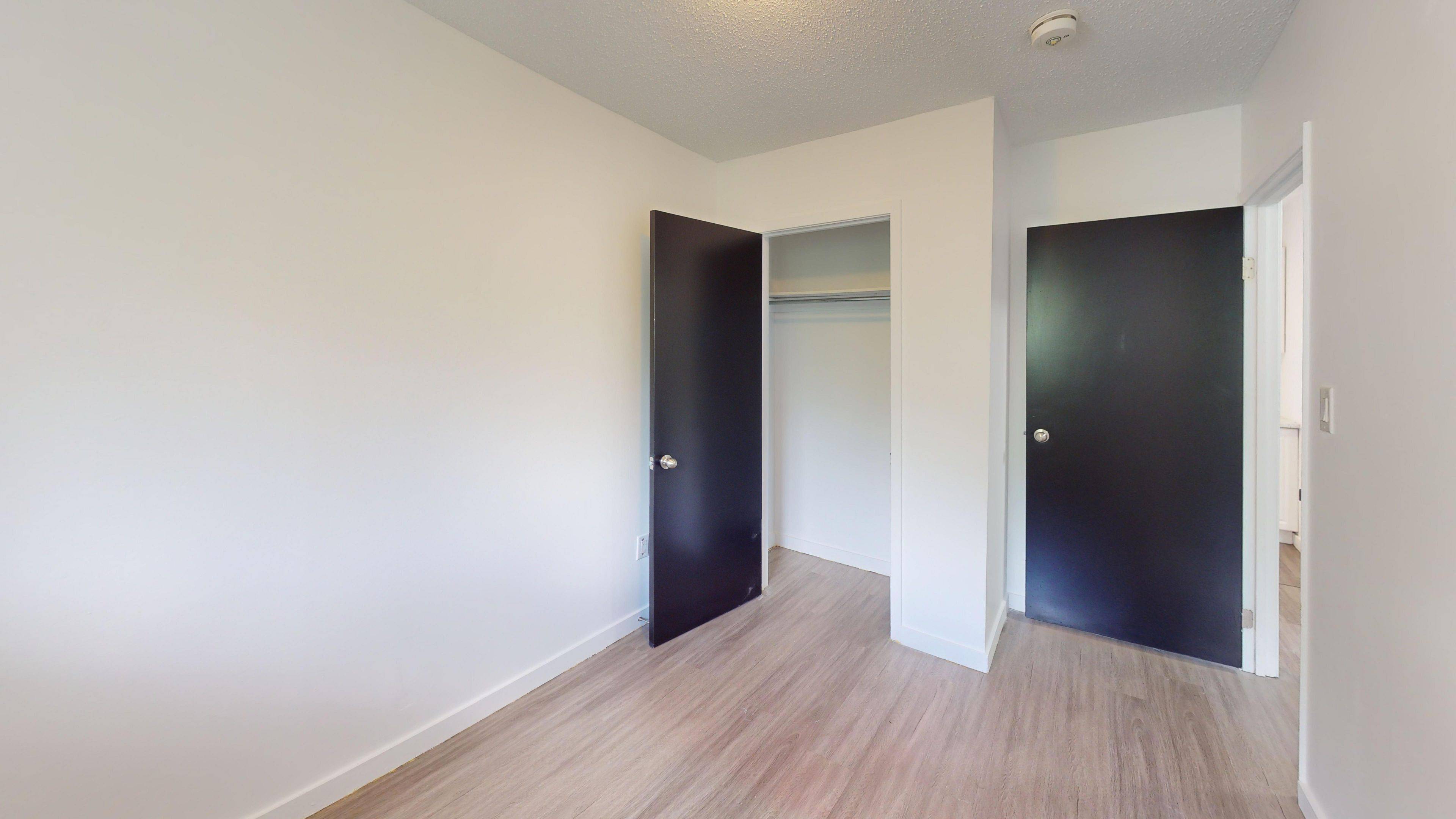 Kitchener, ON N2P 1X3,15 Millwood CRES