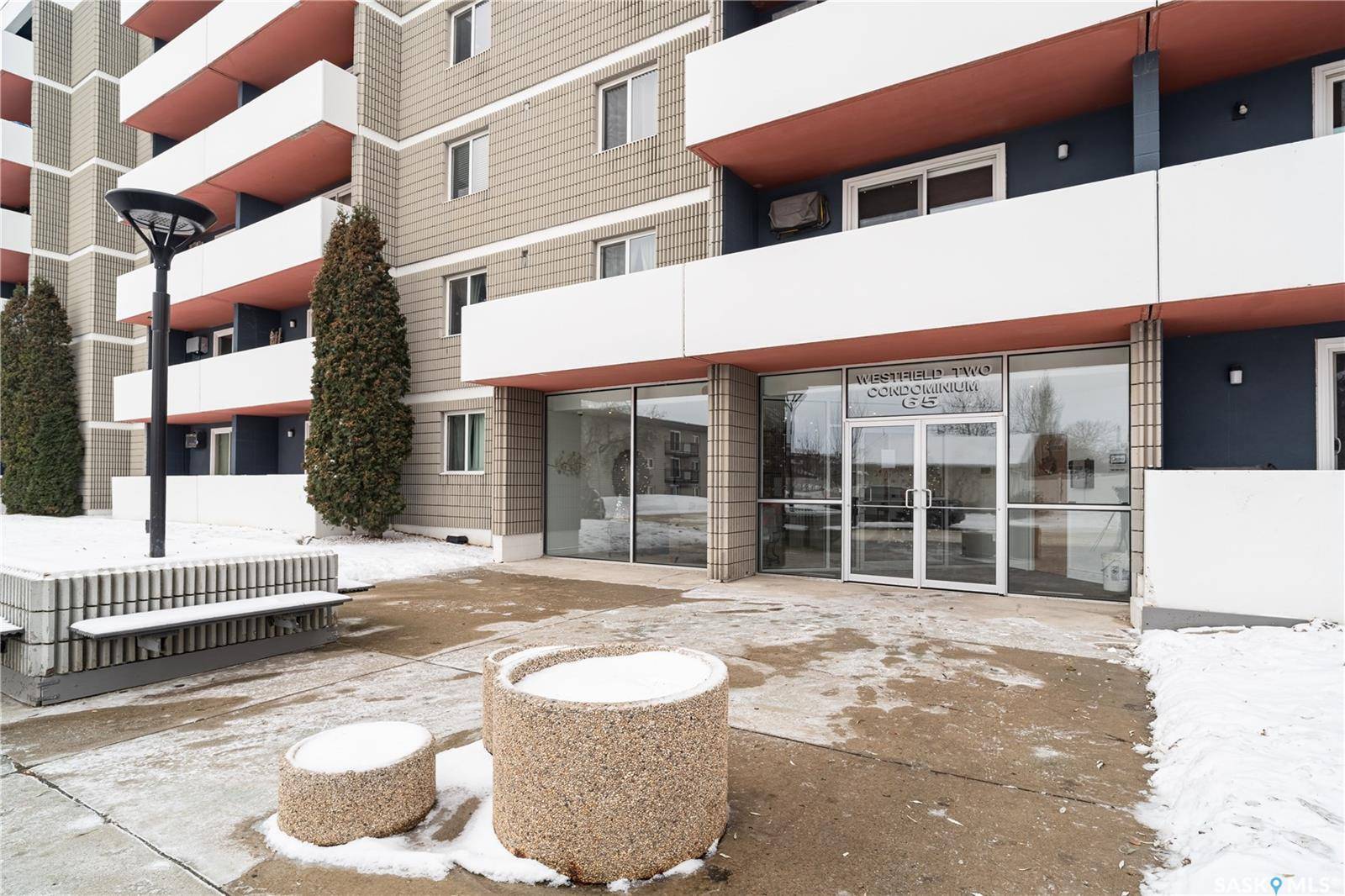 Regina, SK S4S 6A3,65 Westfield DRIVE #329