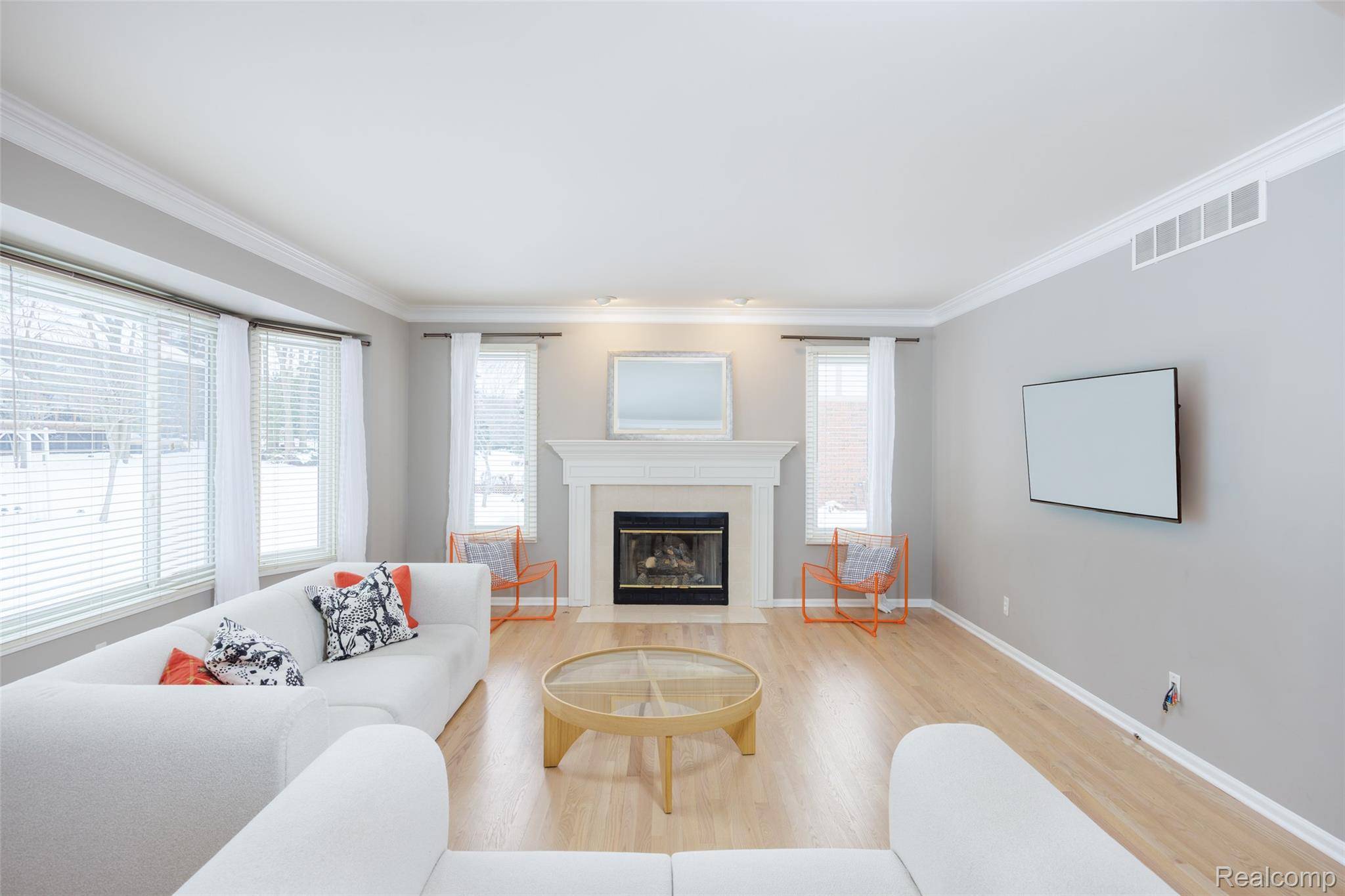 Troy, MI 48098,5648 Whitfield DR