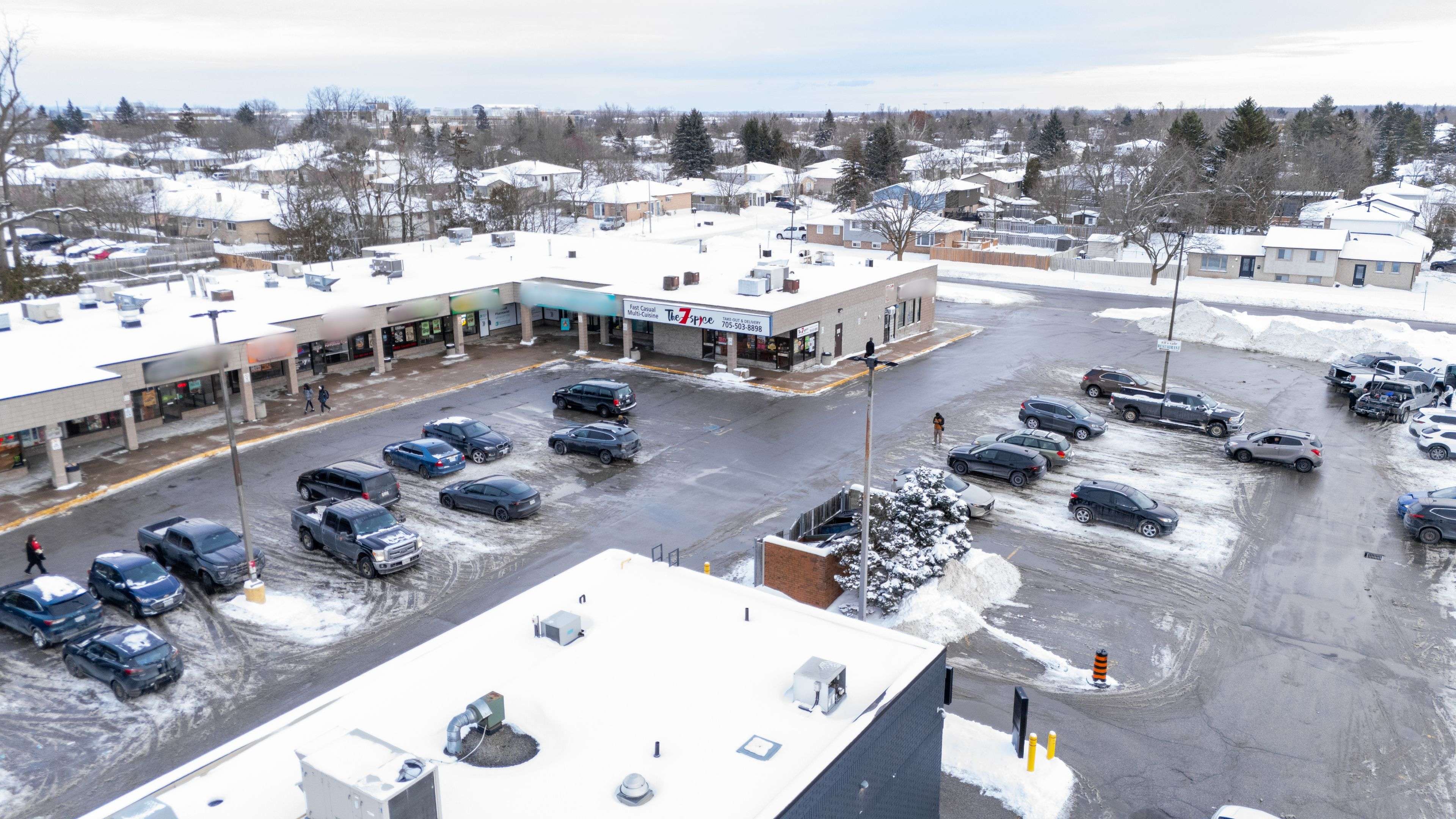 Barrie, ON L4M 5C2,353 Duckworth ST #16