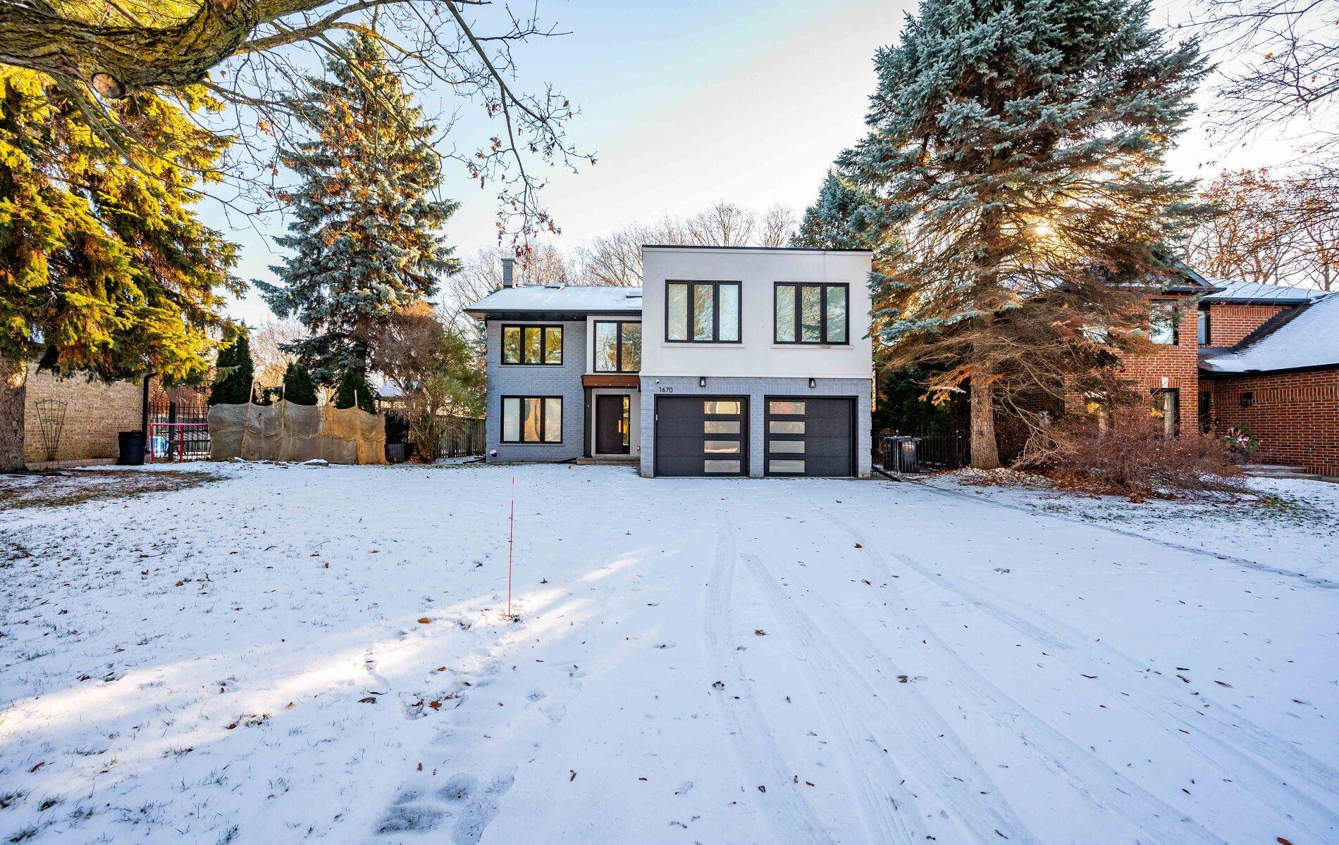 Mississauga, ON L5L 3L7,1670 Caverly CT