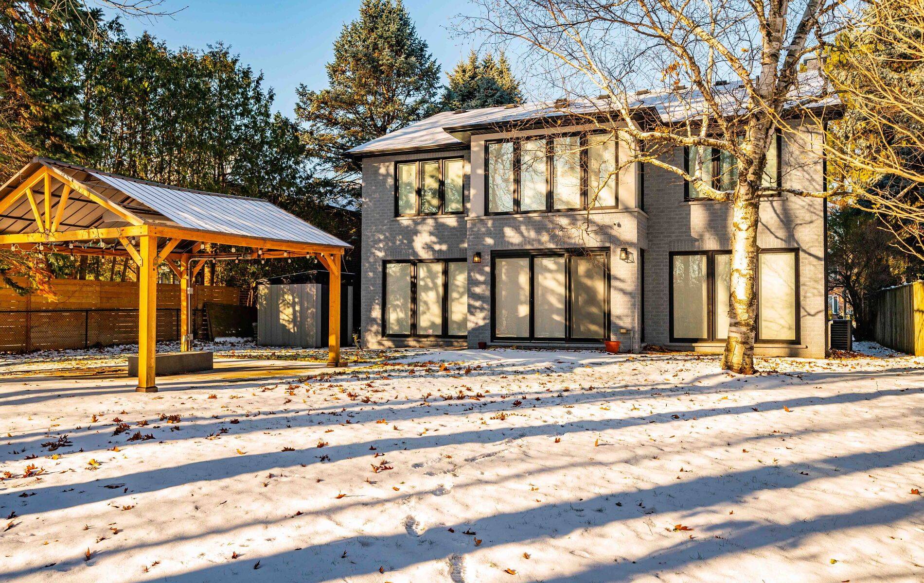 Mississauga, ON L5L 3L7,1670 Caverly CT