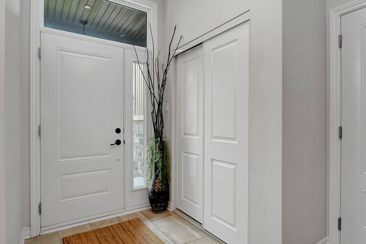 Alfred And Plantagenet, ON K0A 3K0,201 Versaille ST