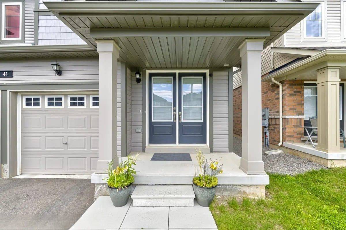 Welland, ON L3B 0J4,44 Cottonwood CRES