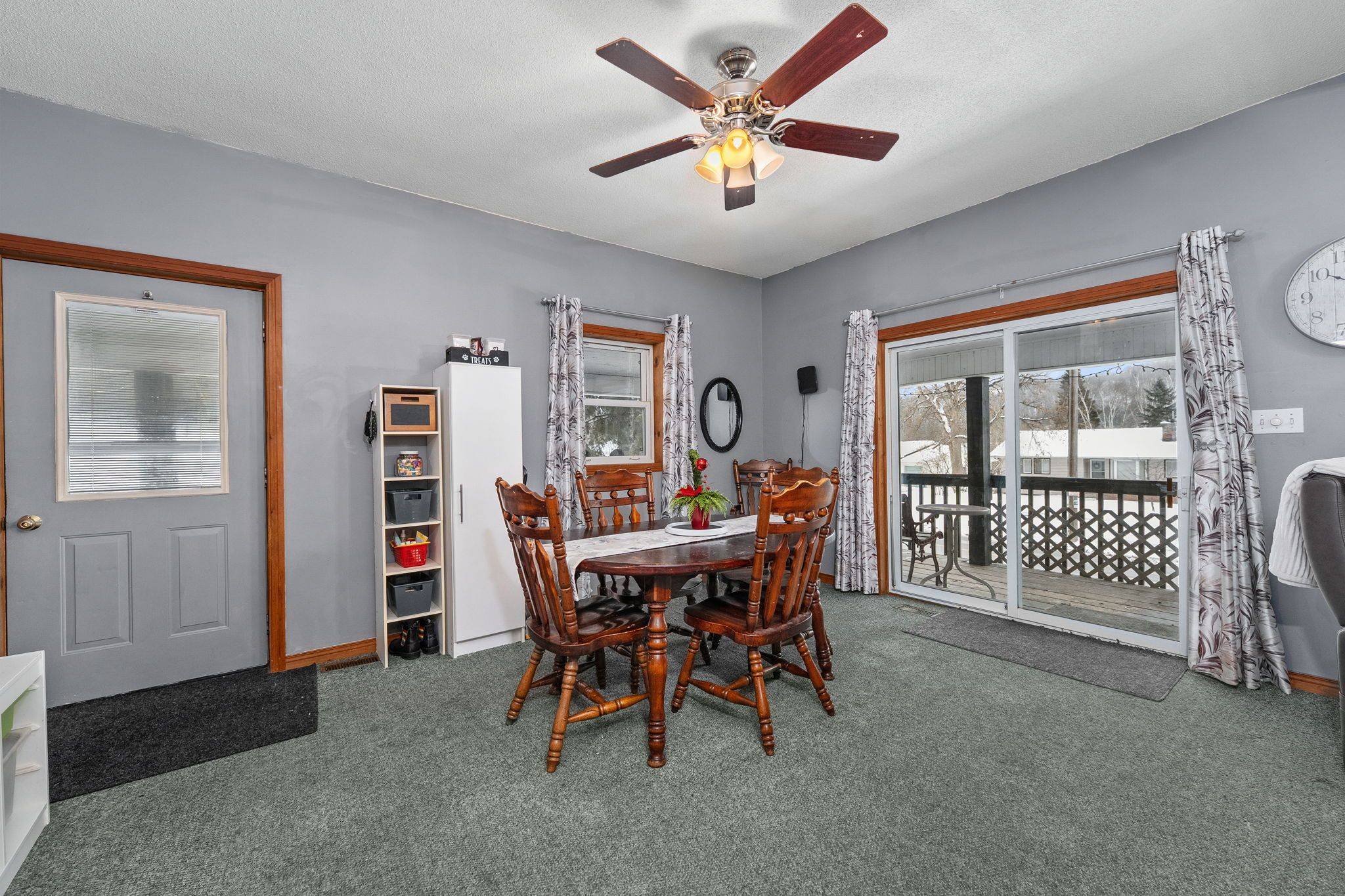 Dysart Et Al, ON K0M 1S0,27 Sunnyside ST