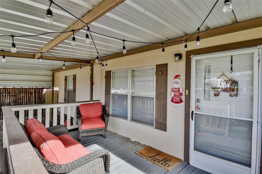 Lipan, TX 76462,214 Gandy Street