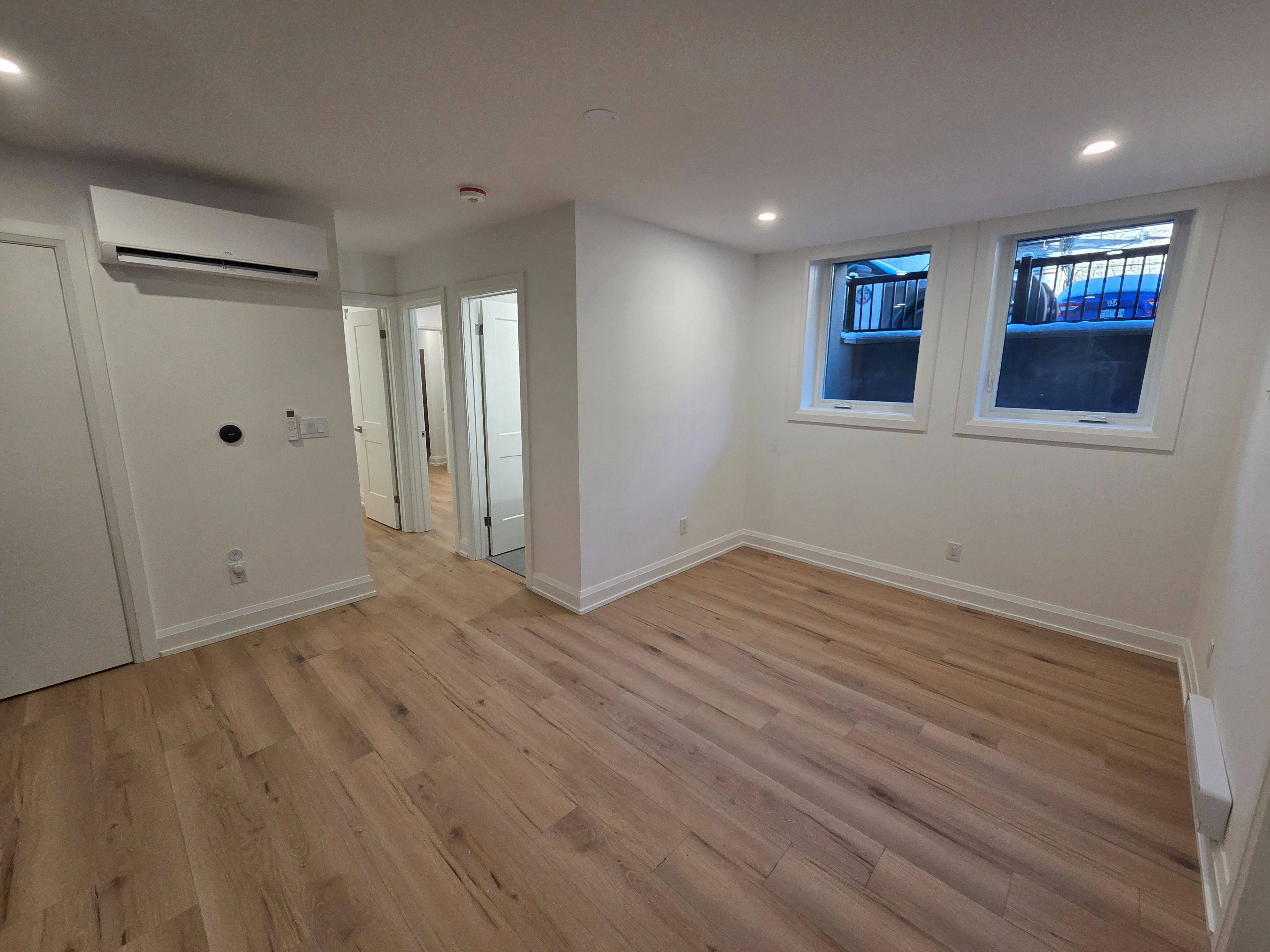 Toronto C03, ON M6C 3E7,55 Camberwell RD #BR