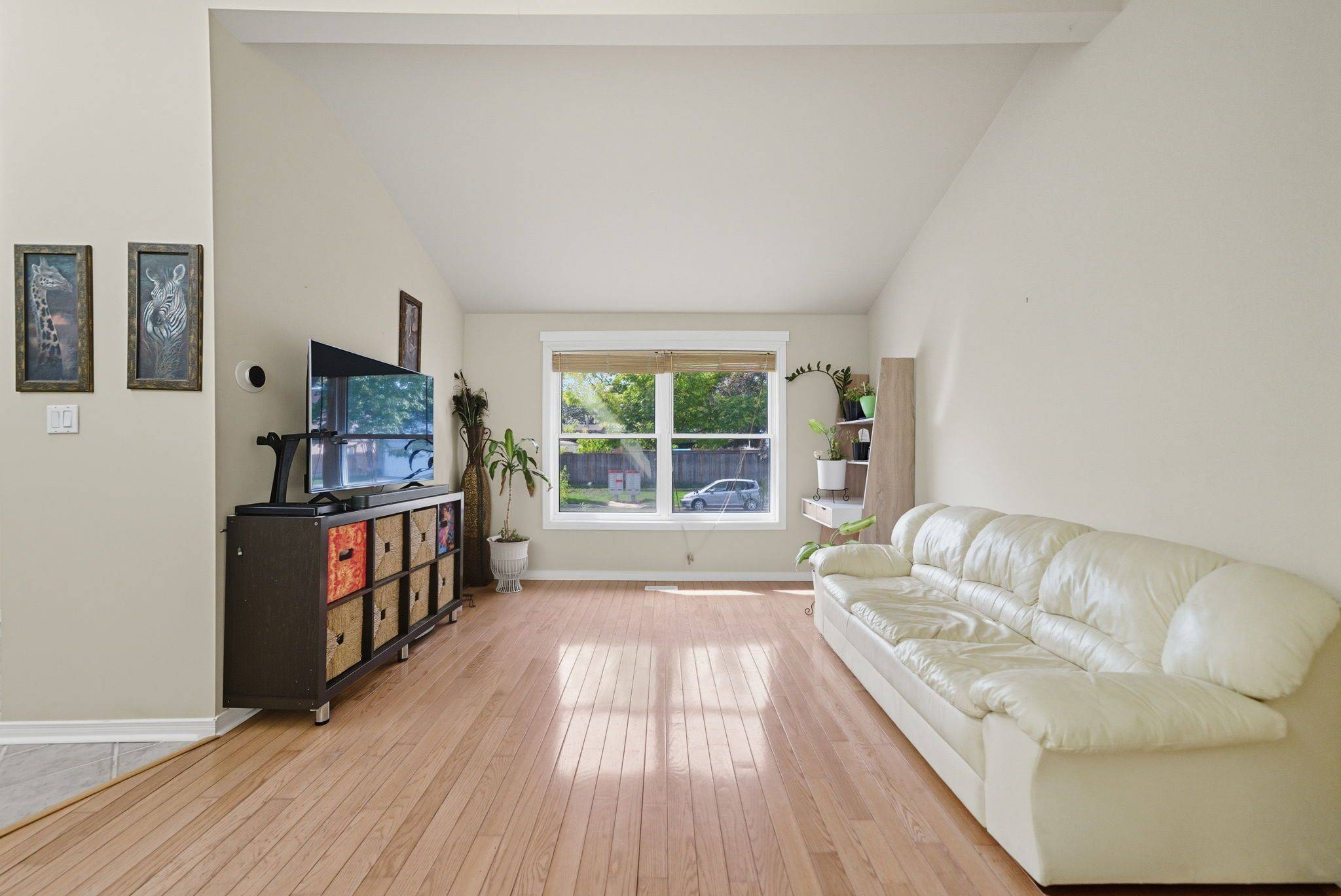 Whitby, ON L1N 6R4,5 Woodlawn CT