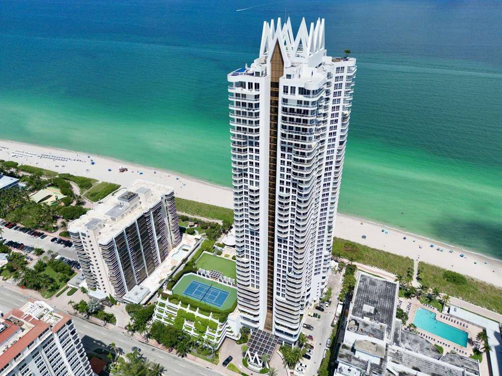 Miami Beach, FL 33141,6365 Collins Avenue #2406