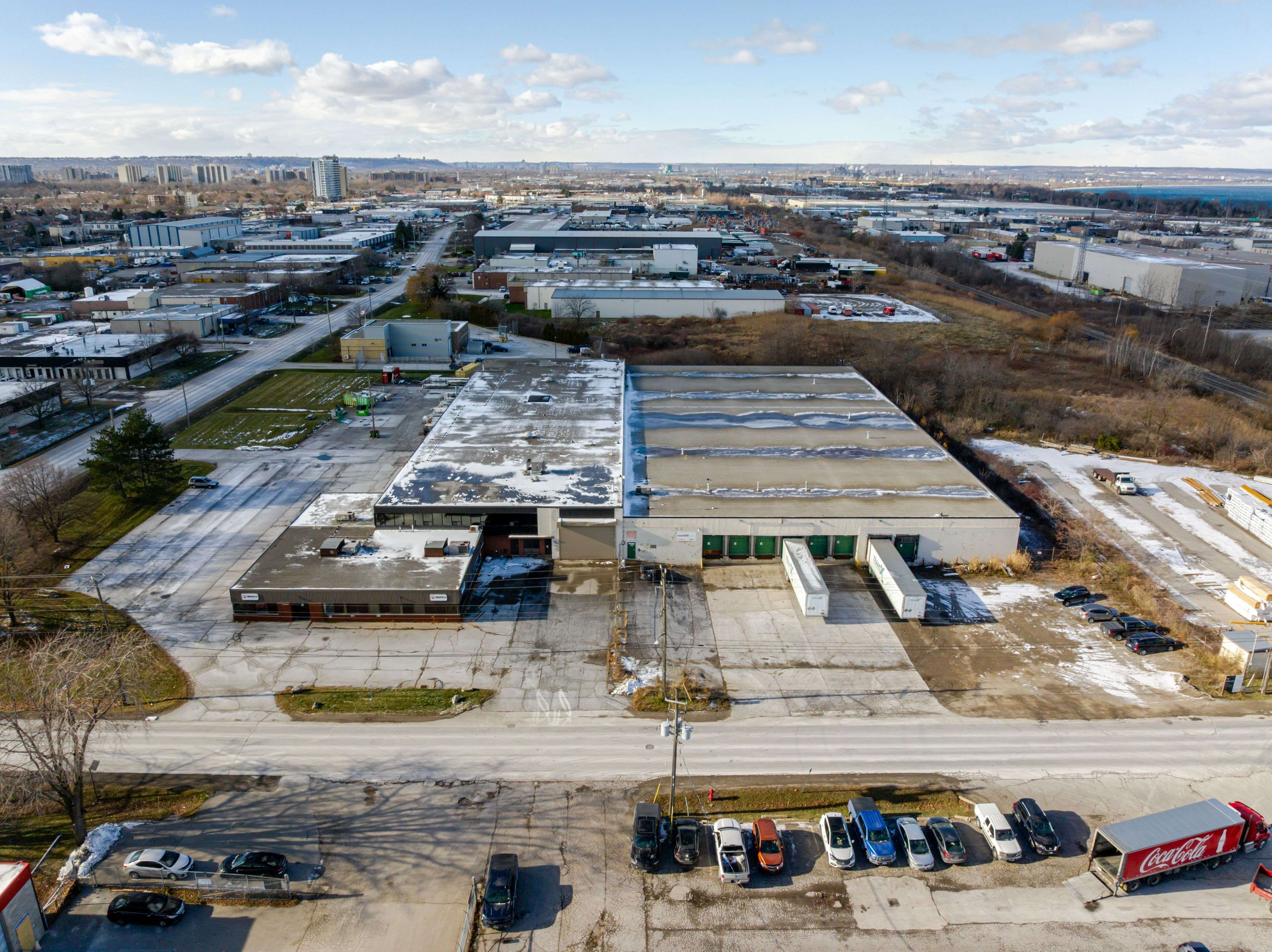 Hamilton, ON L8E 4A5,375 Green RD #1