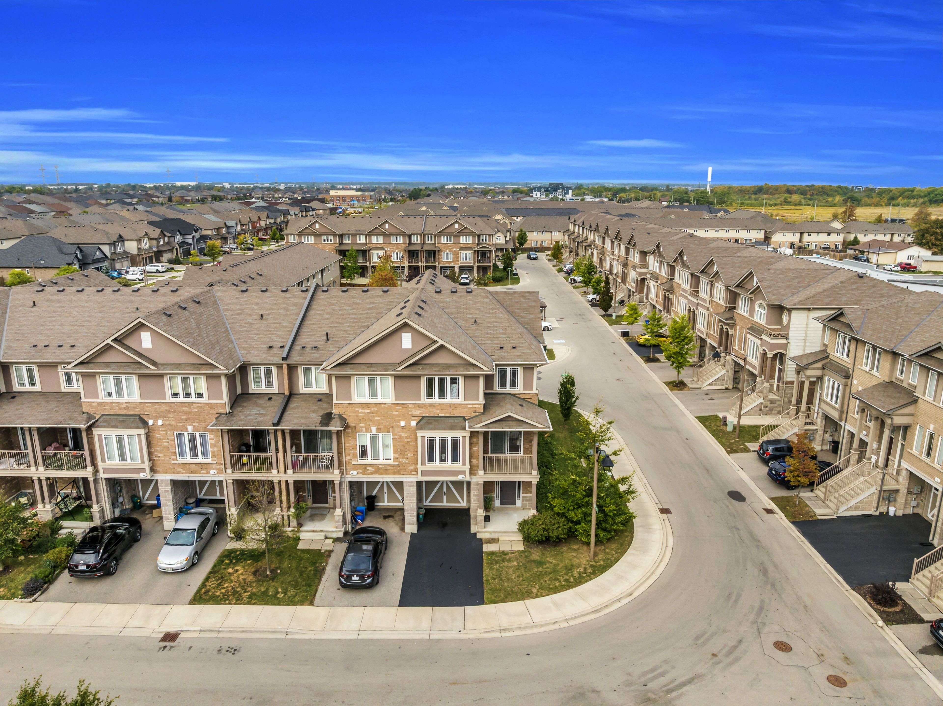 Hamilton, ON L0R 1P0,89 Bloom CRES