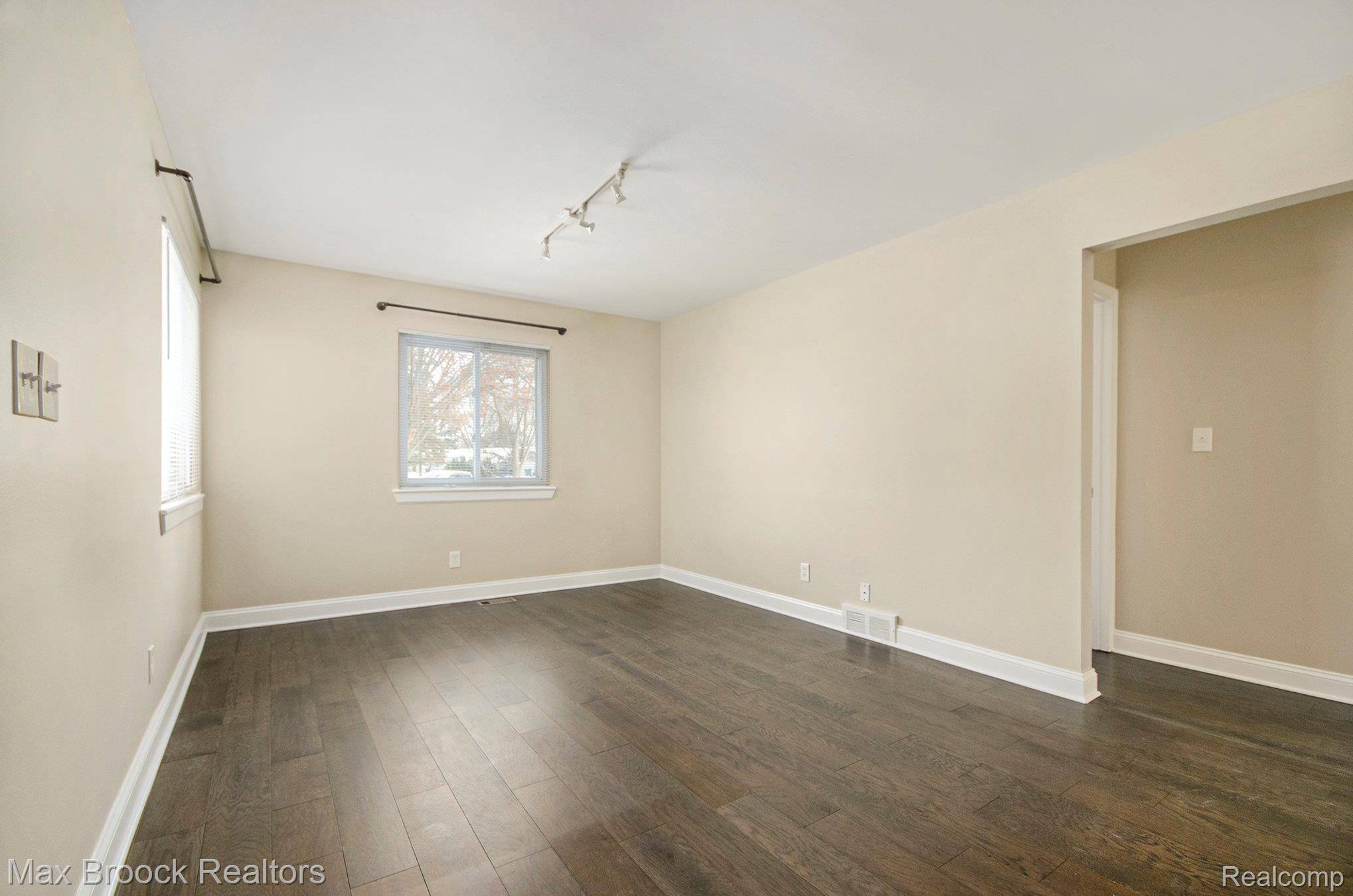 Auburn Hills, MI 48326,720 Hamlet CT