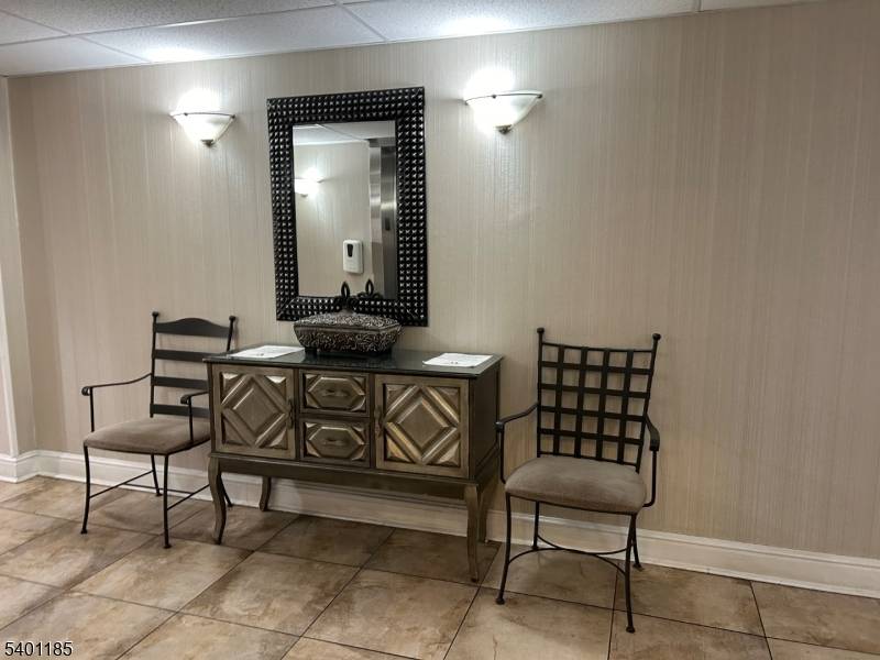 Cherry Hill Twp., NJ 08002,215 Chestnut Pl