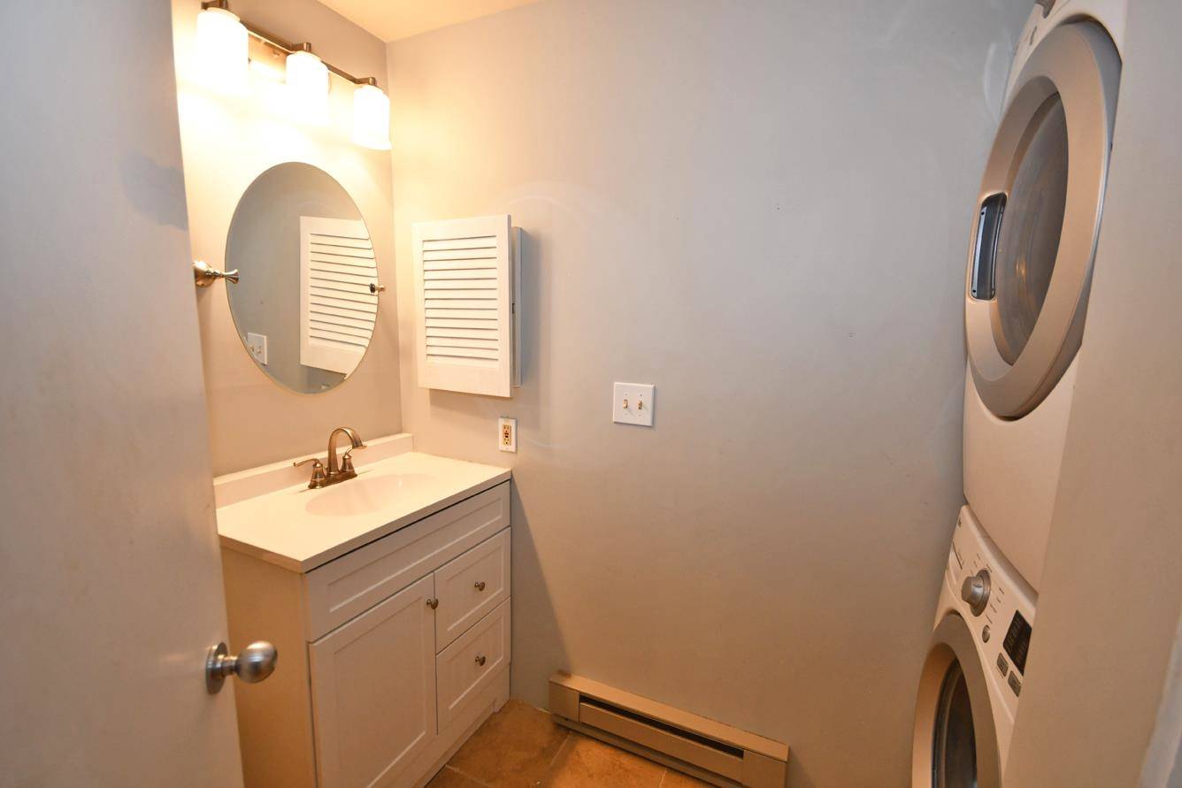 Glen Arbor, MI 49636,34 Hawks Nest