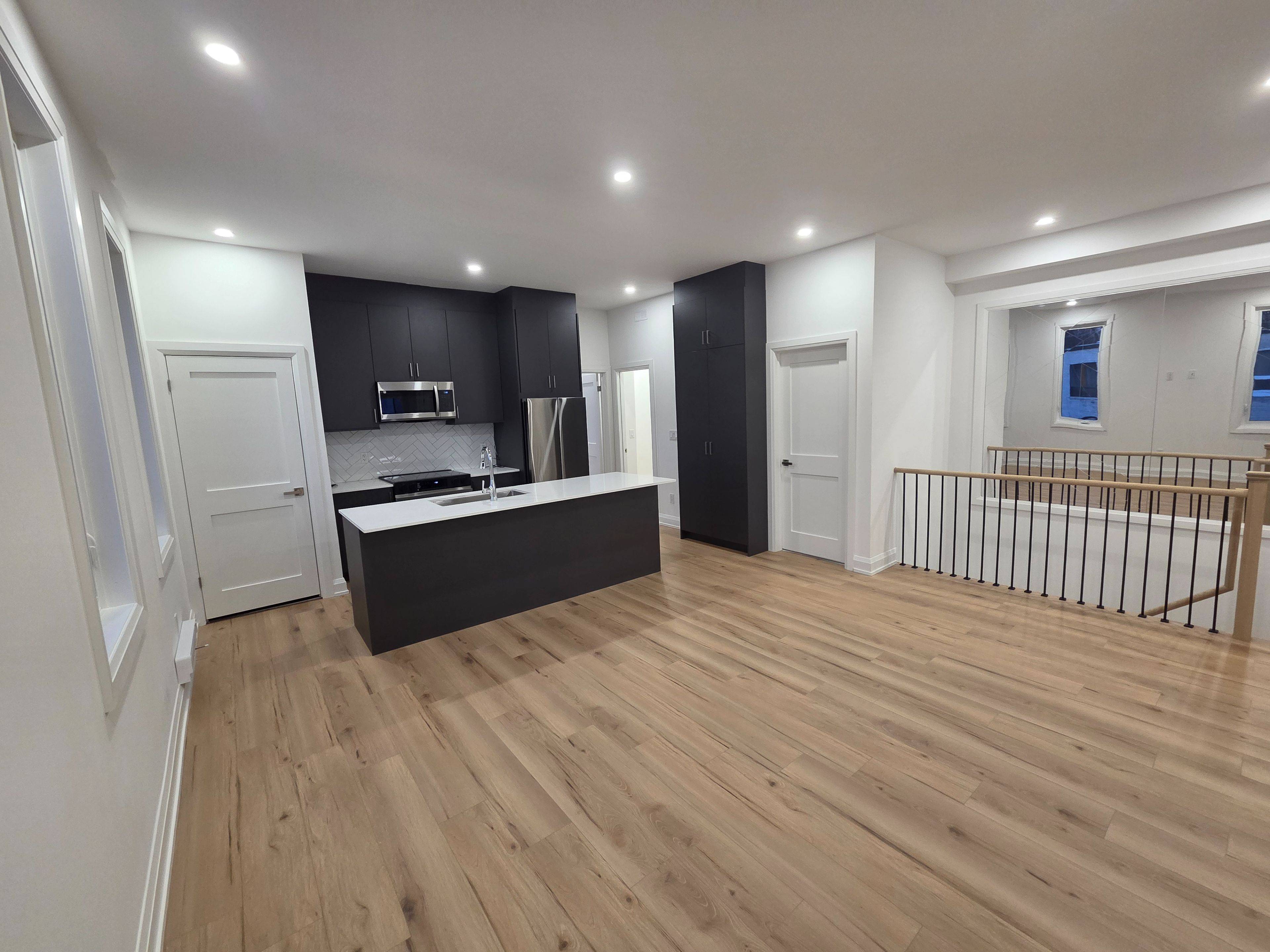 Toronto C03, ON M6C 3E7,55 Camberwell RD #3